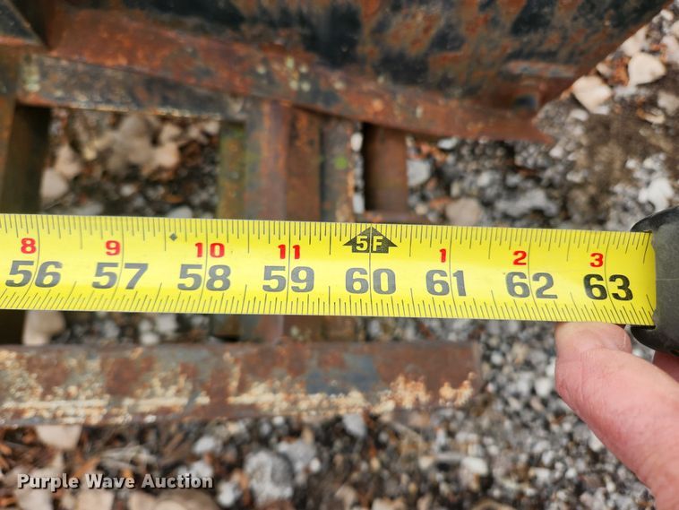 image for item JB9647 2001 Belshe DT-255  equipment trailer