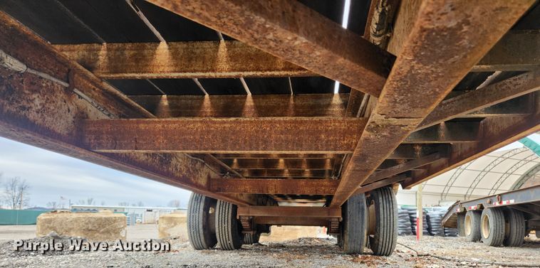 image for item JB9647 2001 Belshe DT-255  equipment trailer