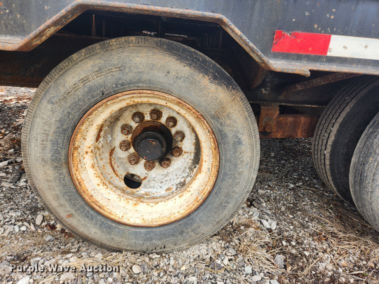 image for item JB9647 2001 Belshe DT-255  equipment trailer