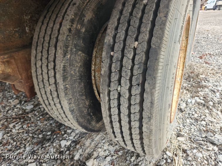 image for item JB9647 2001 Belshe DT-255  equipment trailer