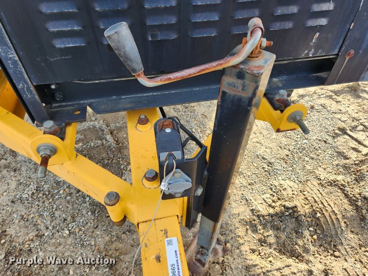 image for item JB9665 2008 Woodsman 730  wood chipper