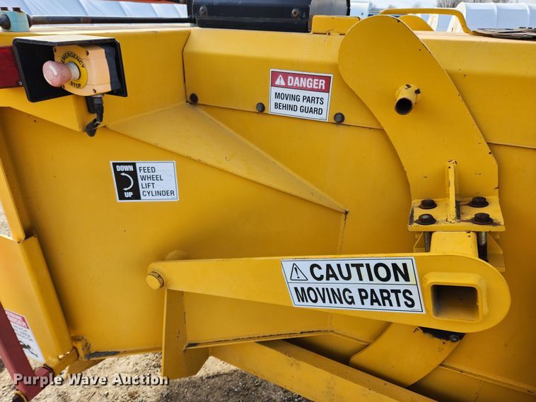 image for item JB9665 2008 Woodsman 730  wood chipper