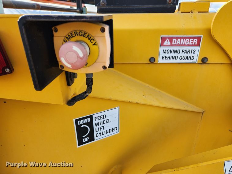 image for item JB9665 2008 Woodsman 730  wood chipper