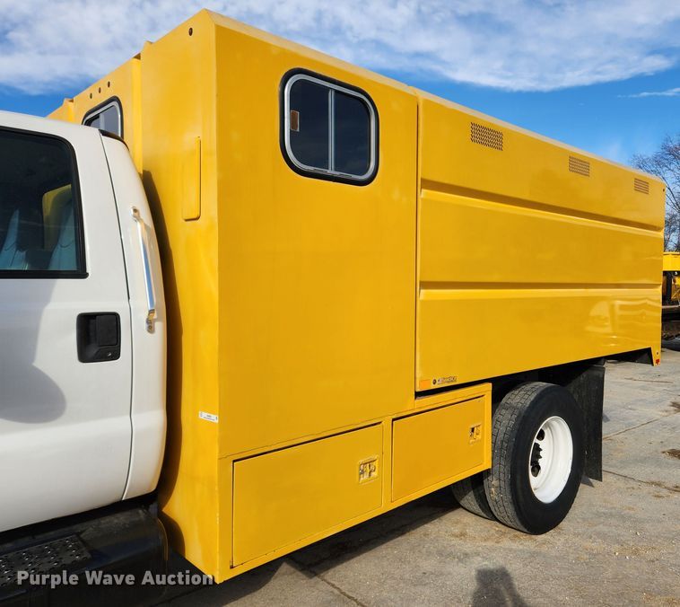 image for item JB9666 Southco  chipper bed