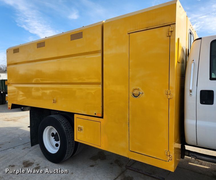 image for item JB9666 Southco  chipper bed