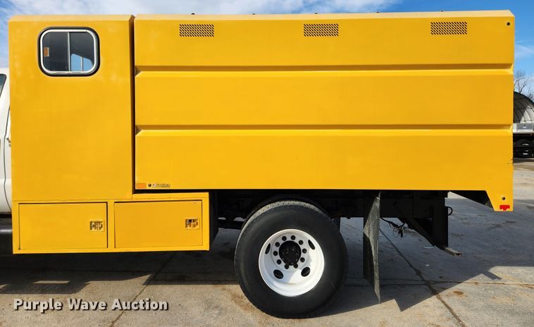 image for item JB9666 Southco  chipper bed