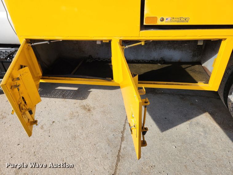 image for item JB9666 Southco  chipper bed