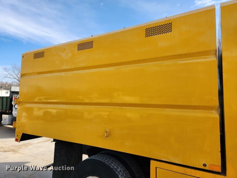 image for item JB9666 Southco  chipper bed