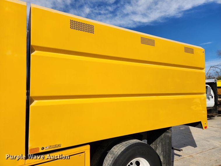 image for item JB9666 Southco  chipper bed