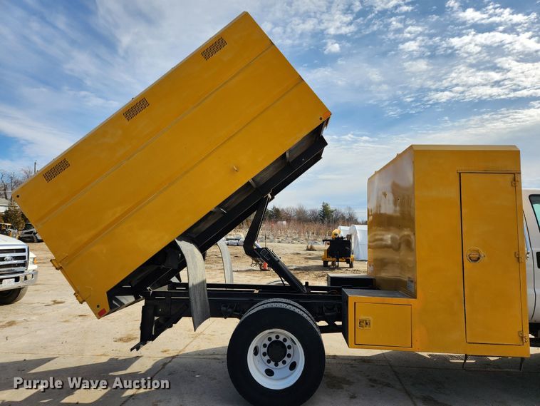 image for item JB9666 Southco  chipper bed