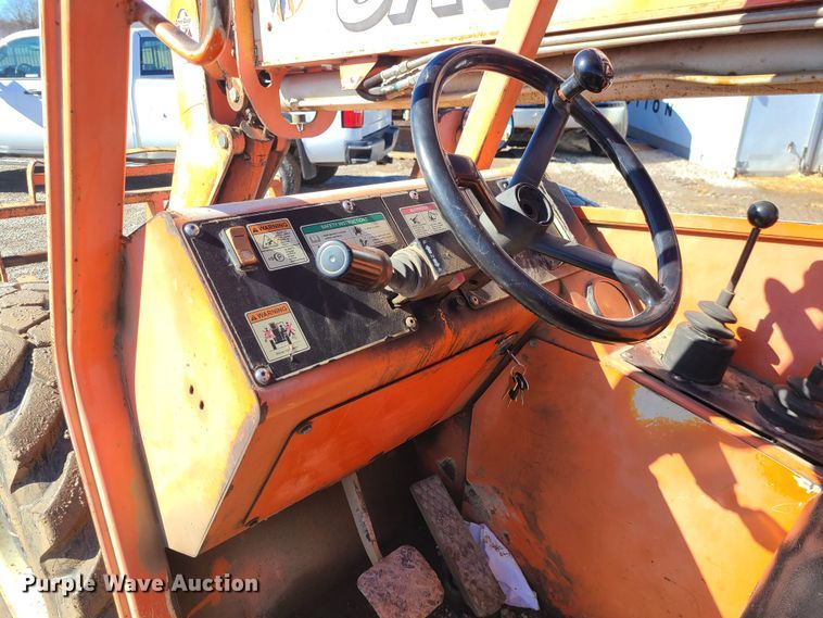 image for item JG9449 2001 SkyTrak 60365  telehandler