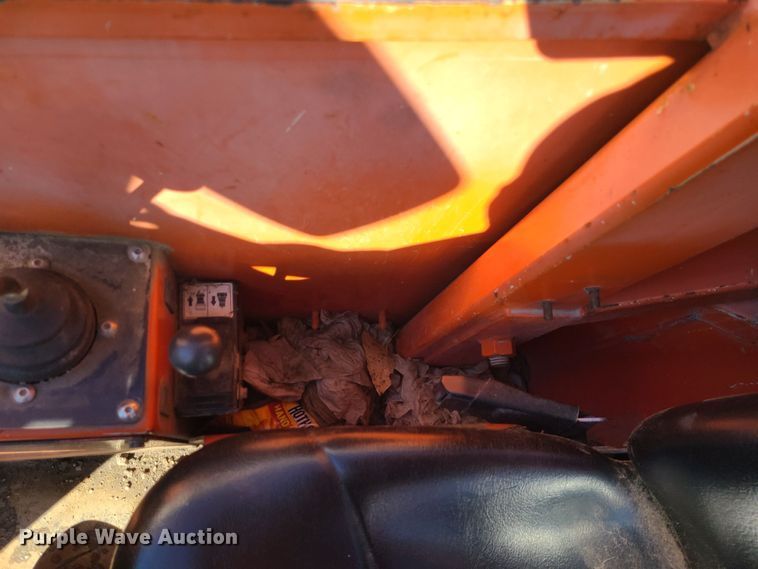 image for item JG9449 2001 SkyTrak 60365  telehandler