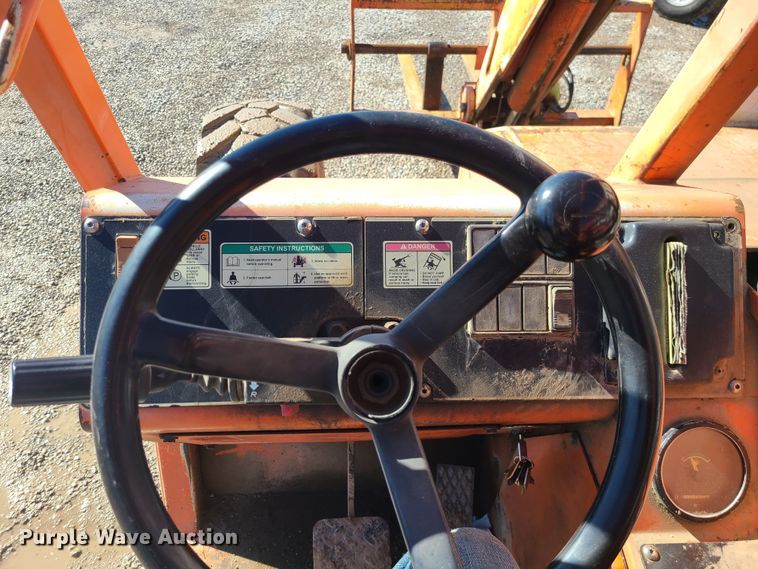 image for item JG9449 2001 SkyTrak 60365  telehandler