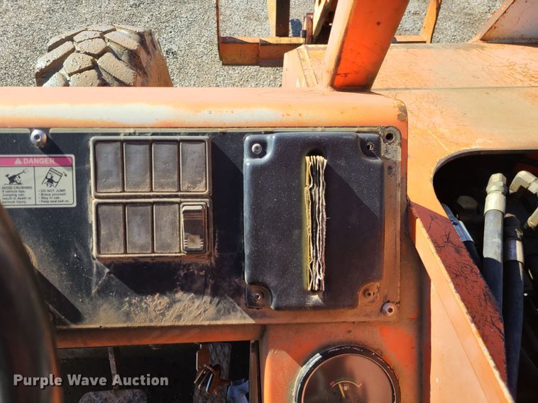 image for item JG9449 2001 SkyTrak 60365  telehandler