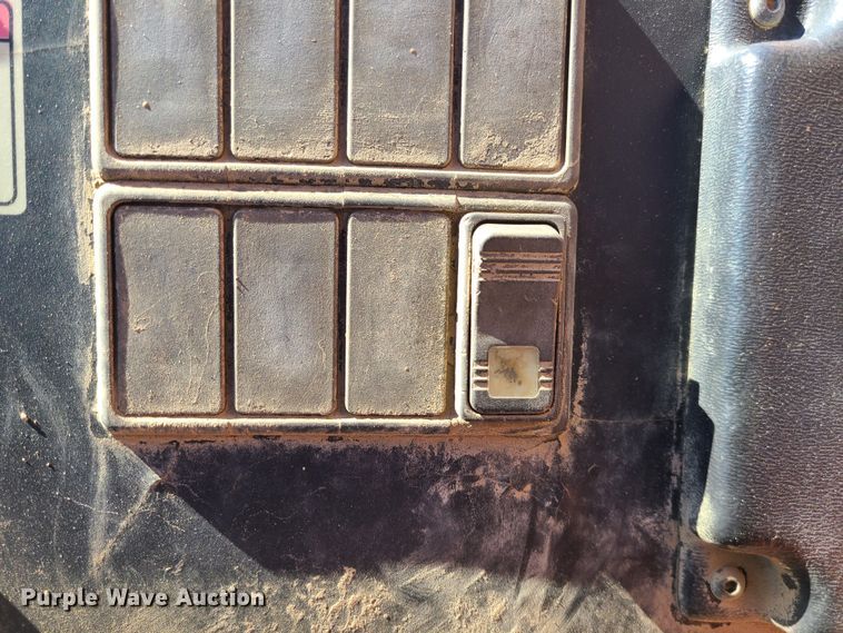 image for item JG9449 2001 SkyTrak 60365  telehandler