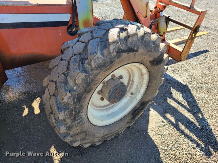 image for item JG9449 2001 SkyTrak 60365  telehandler