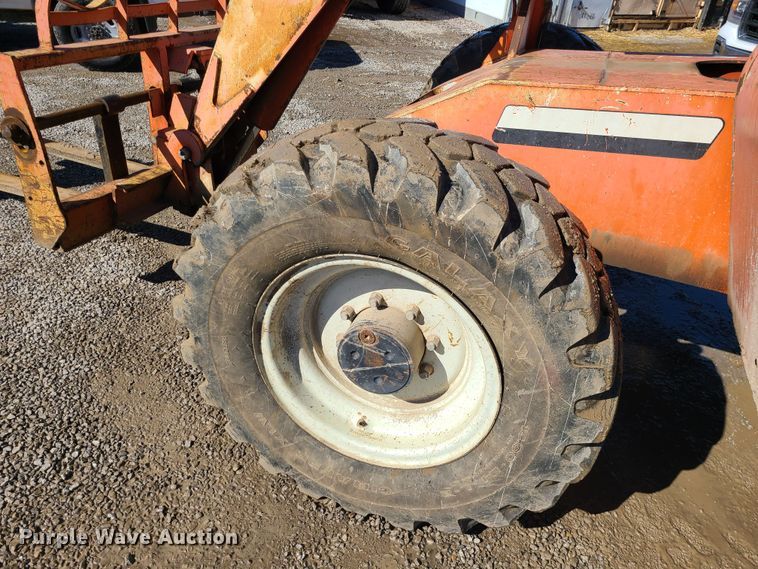 image for item JG9449 2001 SkyTrak 60365  telehandler