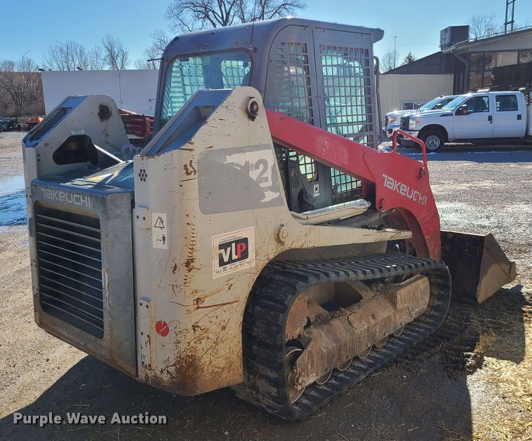 image for item JG9451 2012 Takeuchi TL12  tracked skid steer loader
