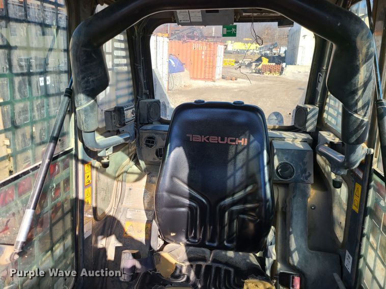 image for item JG9451 2012 Takeuchi TL12  tracked skid steer loader