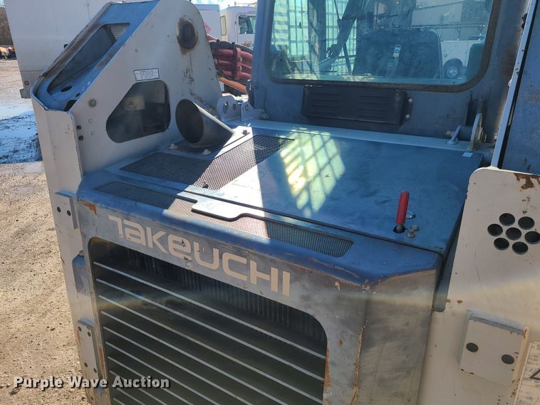 image for item JG9451 2012 Takeuchi TL12  tracked skid steer loader