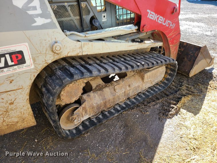 image for item JG9451 2012 Takeuchi TL12  tracked skid steer loader