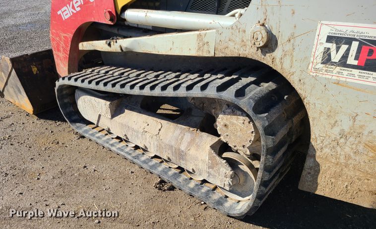 image for item JG9451 2012 Takeuchi TL12  tracked skid steer loader