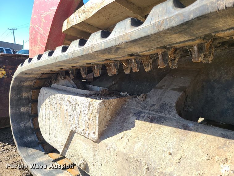 image for item JG9451 2012 Takeuchi TL12  tracked skid steer loader