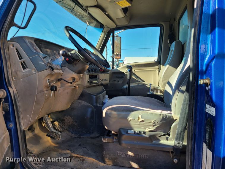 image for item JG9453 2007 Sterling L9500  dump truck