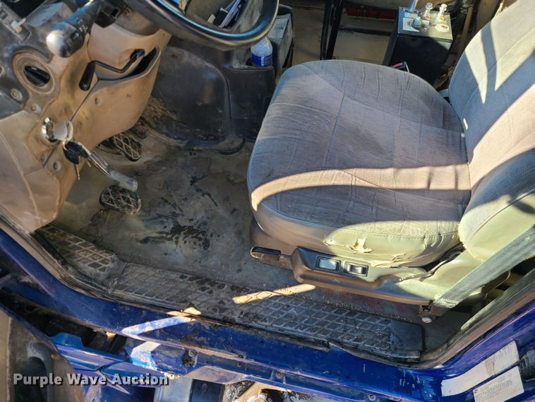 image for item JG9453 2007 Sterling L9500  dump truck