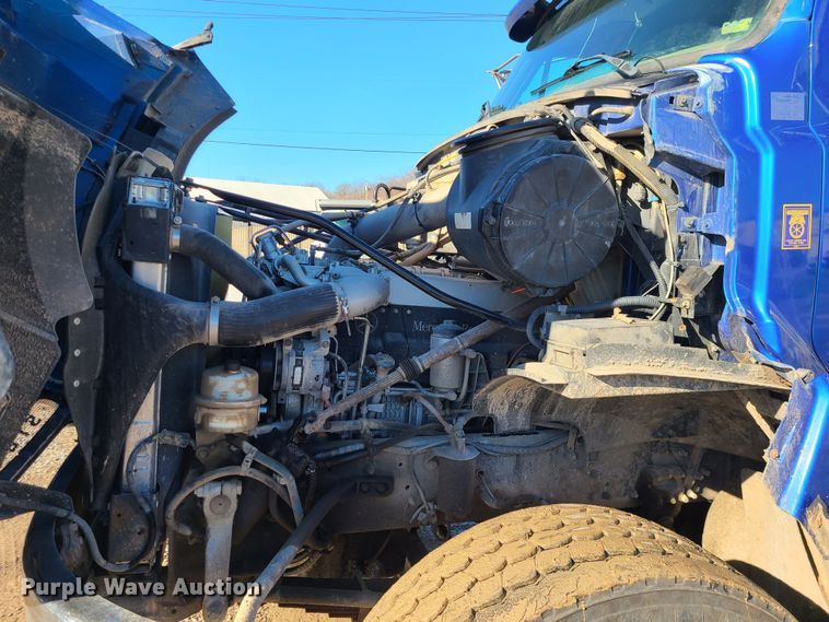 image for item JG9453 2007 Sterling L9500  dump truck