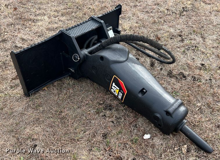 image for item JV9481 Caterpillar H65DS  skid steer breaker