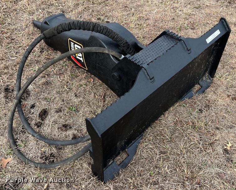 image for item JV9481 Caterpillar H65DS  skid steer breaker