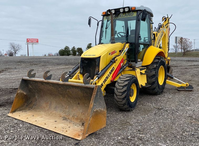 image for item JW9156 2013 New Holland B95C  backhoe