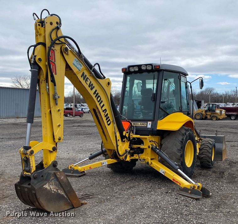 image for item JW9156 2013 New Holland B95C  backhoe