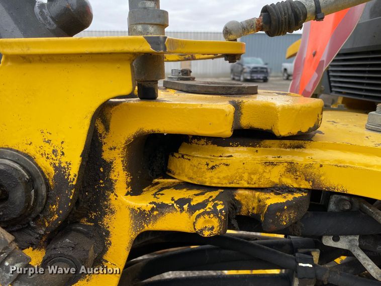 image for item JW9156 2013 New Holland B95C  backhoe