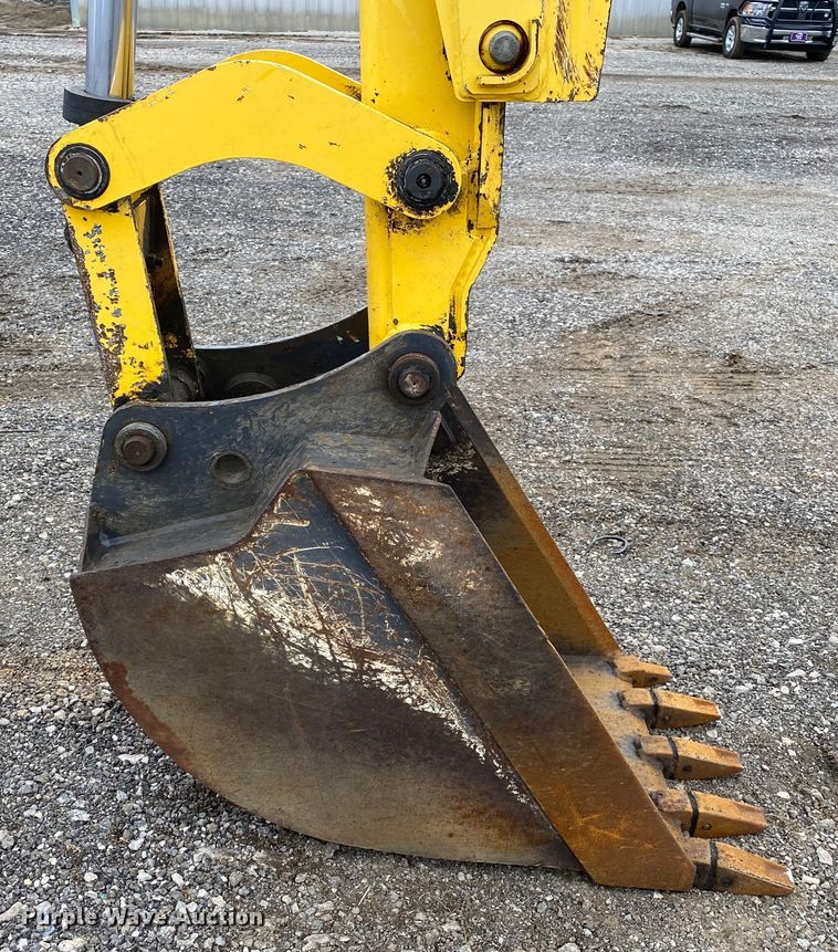 image for item JW9156 2013 New Holland B95C  backhoe