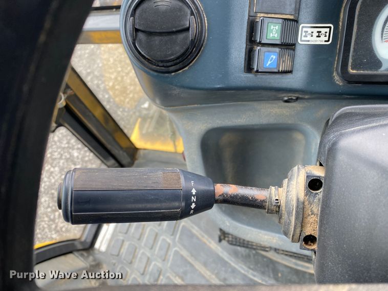 image for item JW9156 2013 New Holland B95C  backhoe