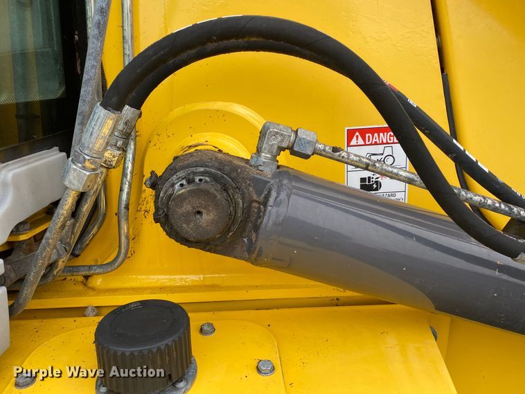 image for item JW9156 2013 New Holland B95C  backhoe