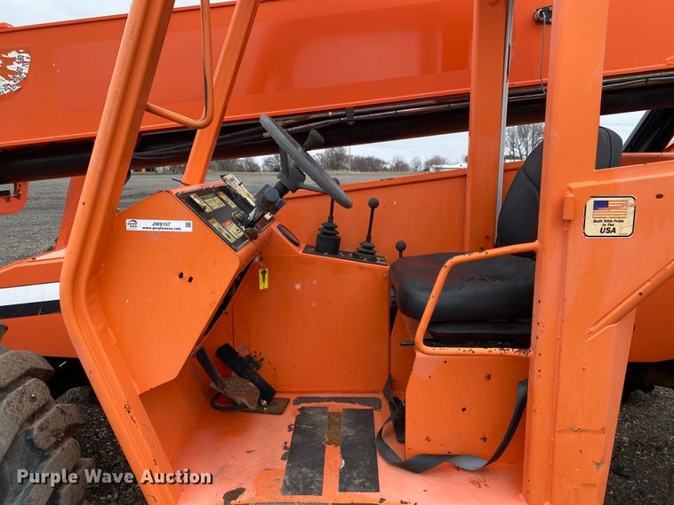 image for item JW9157 2008 JLG Industries 10054  telehandler