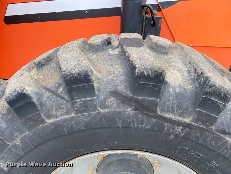 image for item JW9157 2008 JLG Industries 10054  telehandler