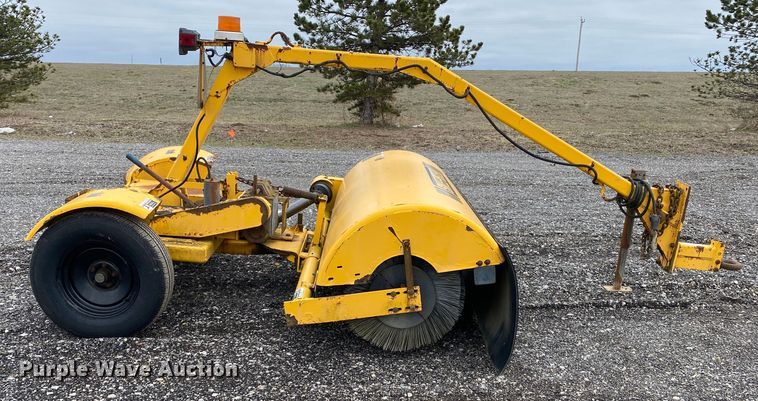 image for item JW9158 Sweepster TD84C2PPA02  broom