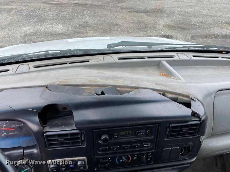 image for item JW9159 2006 Ford F750 Super Duty  bucket truck