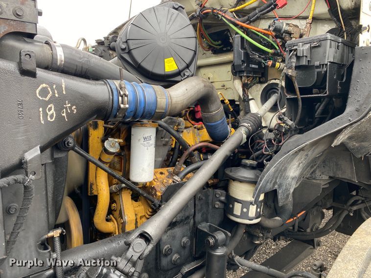 image for item JW9159 2006 Ford F750 Super Duty  bucket truck