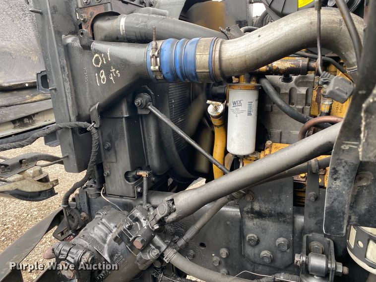 image for item JW9159 2006 Ford F750 Super Duty  bucket truck