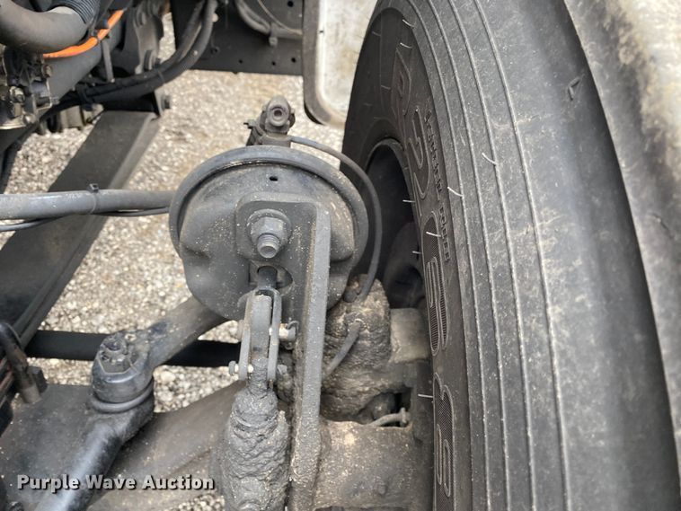 image for item JW9159 2006 Ford F750 Super Duty  bucket truck