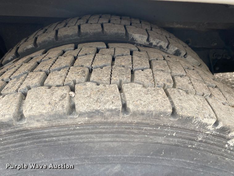 image for item JW9159 2006 Ford F750 Super Duty  bucket truck