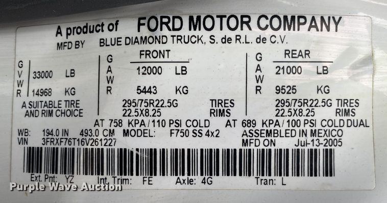 image for item JW9159 2006 Ford F750 Super Duty  bucket truck