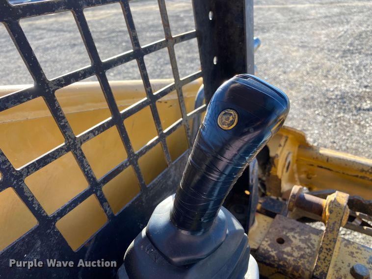 image for item JW9170 2003 Caterpillar 247  tracked skid steer loader