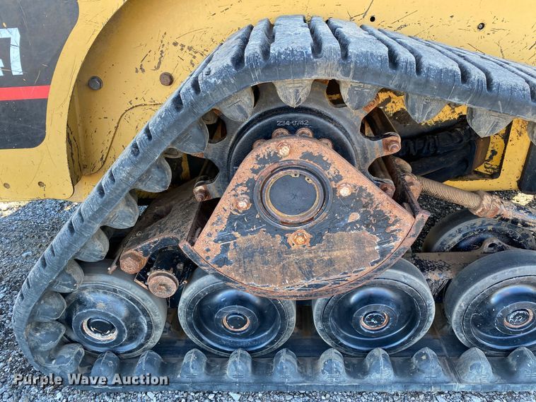 image for item JW9170 2003 Caterpillar 247  tracked skid steer loader