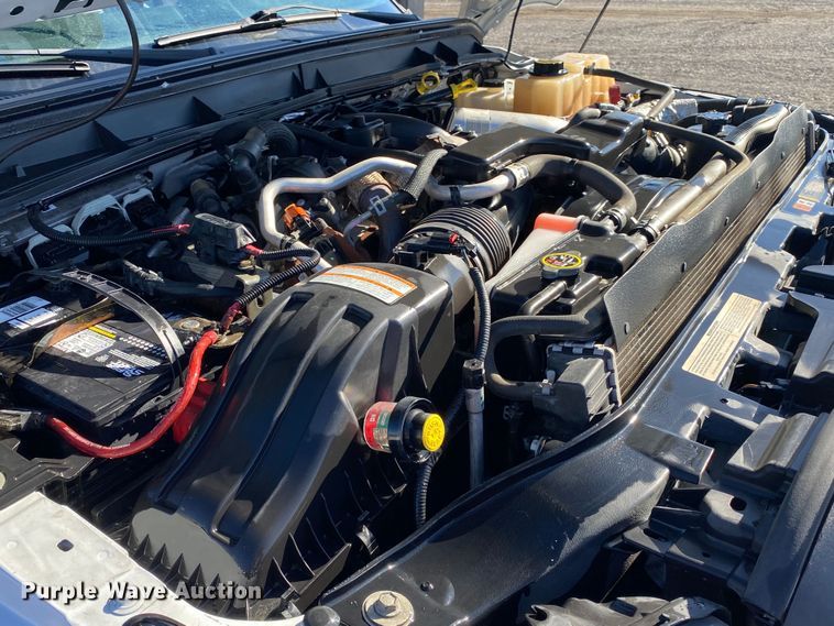 image for item JW9172 2016 Ford F550 Super Duty  bucket truck